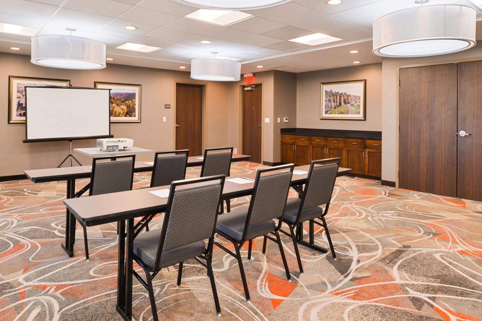 Hampton Inn Эль-Сентро Экстерьер фото